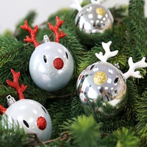 Reindeer Shape Christmas Tree Bulkbs 4 Pcs